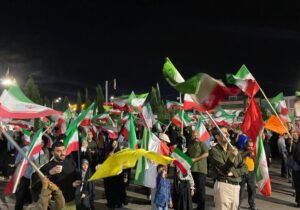 مردم خرمدشت برای پنجاه و پنجمین شب متوالی به خیابان آمدند