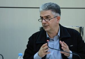 مطالبات کادر درمان در برخی مناطق کشور به ۸ ماه میرسد