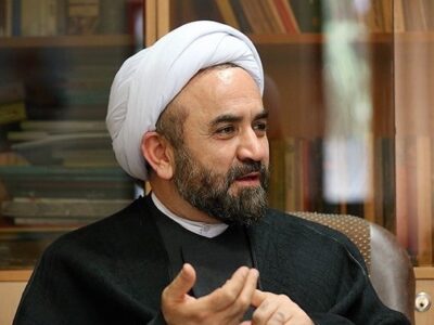 نیروهای مسلح، مسئولان و مردم، توطئههای دشمن را خنثی کردهاند