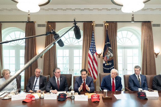 واکنش رسمی ترامپ به جایگزینی ایتالیا و حضور تیم ملی ایران در جام جهانی واکنش رسمی ترامپ به جایگزینی ایتالیا و حضور تیم ملی ایران در جام جهانی