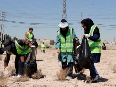 ورودی روستای زمانآباد اصفهان از زباله پاکسازی شد