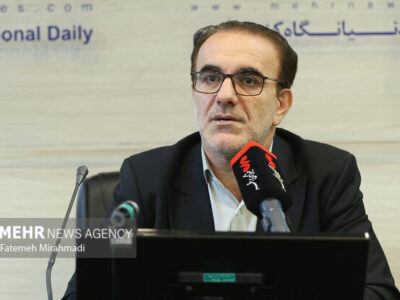 رئیسزاده: تعلل در اجرای امضای الکترونیک نسخ قابل پیگرد است