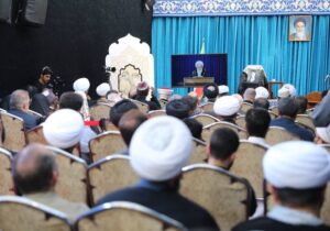شیخ عیسی قاسم: امام خامنهای، امت را به اسلام بازگرداند