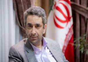 طباطبایی: امنترین جا برای هرکسی خانه اوست / به خانههایتان برگردید!