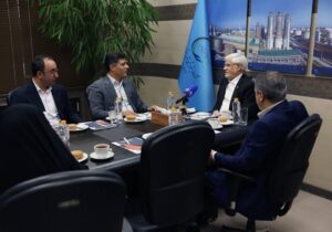 عارف: دولت به دنبال ایجاد آرامش شغلی برای نیروهای شرکتی است