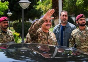 عاصم منیر وارد تهران شد