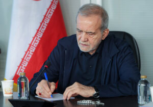 پزشکیان قهرمانی تیم کشتی فرنگی نوجوانان در آسیا را تبریک گفت