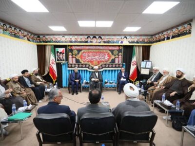 بقائی با امام جمعه و علمای همدان دیدار کرد