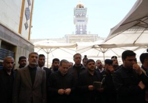 تشرف عراقچی به حرم مطهر حضرت امیرالمومنین (ع)