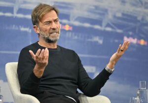 خشم کلوپ از میزبانی جام جهانی / فوتبال به گروگان تبلیغات درآمد