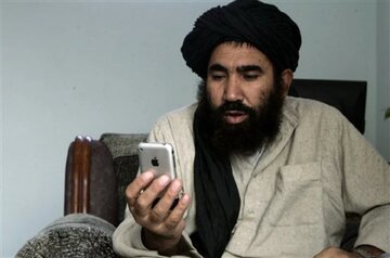 طالبان استفاده از گوشیهای هوشمند را ممنوع کرد