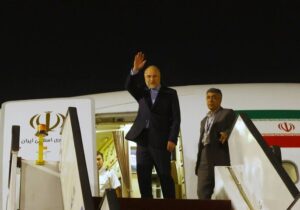 قالیباف عازم عمان شد
