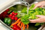 نکات مهم یک فوق تخصص گوارش درباره نحوه مصرف کردن میوه و سبزیجات در تابستان