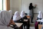 واکنش کاربران خبرآنلاین به ضعف آموزش؛ دانشآموزان امیدی به آینده ندارند مشکل فقط مدرسه نیست/ از روزی که منزلت معلم از بین رفت سراشیبی آموزش آغاز شد