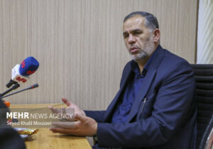 وزارت آموزش و پرورش باید کمبودهای خوزستان را رفع کند