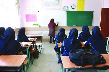 ۴ میلیون دانشآموز در متوسطه اول؛ رشد ۳۰۰ هزار نفری جمعیت دانشآموزی در راه است
