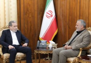 دیدار رئیس سازمان حج و زیارت با عراقچی