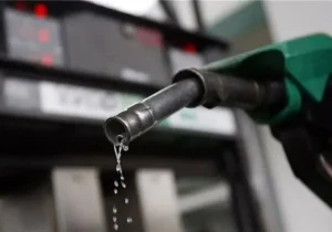بنزین گران میشود؟ پاسخ رئیس کمیسیون انرژی به شایعات