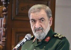 رضایی: در شیوه جنگ حتما تحول خواهیم داشت