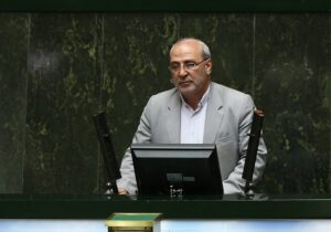 مشکل بیمه درمان بازنشستگان فولاد تا چند روز آینده برطرف میشود