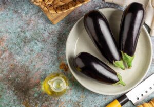 چرا بعضی افراد به بادمجان حساسیت دارند؟/ علائم آلرژی را بشناسید