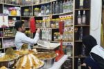 کشف و توقیف ۳۲۳ لیتر عرقیات تاریخ مصرف گذشته در آبادان