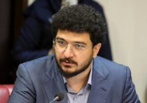 دستیار رسانهای وزیر علوم: وزیر علوم نگفته است کلاسها «در هر شرایطی» حضوری برگزار میشود