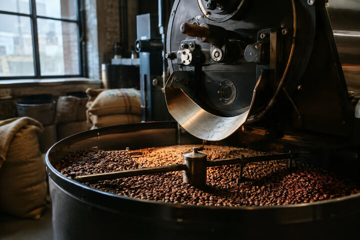 رستری قهوه چیست Coffee Roastery مراحل رست قهوه در رستری رستری قهوه چیست Coffee Roastery مراحل رست قهوه در رستری