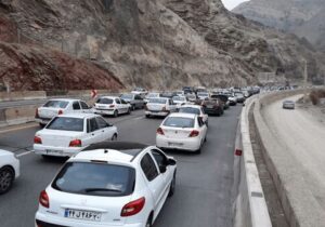 سرپرست مرکز مدیریت راههای مازندران اعلام کرد
کندوان و آزادراه تهران-شمال یکطرفه شد