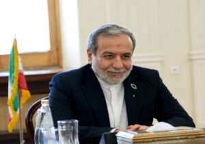 تاکید عراقچی بر تداوم گفت وگو و همکاری با همسایگان