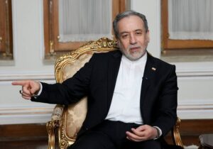 سناتورهای آمریکایی خواهان خروج از مهلکه شکستهای فاجعه بار هستند!